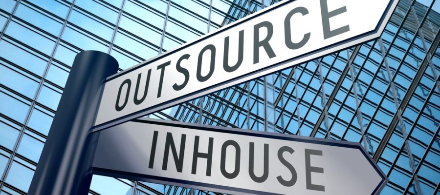 in-house-vs-outsourced-seo