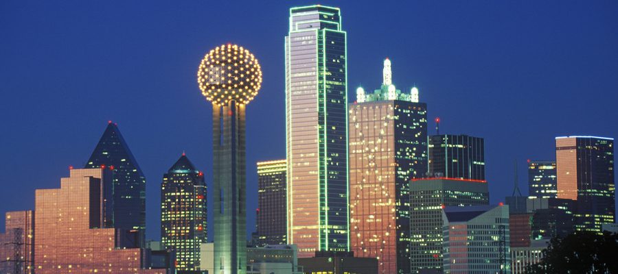 Dallas, TX skyline at night